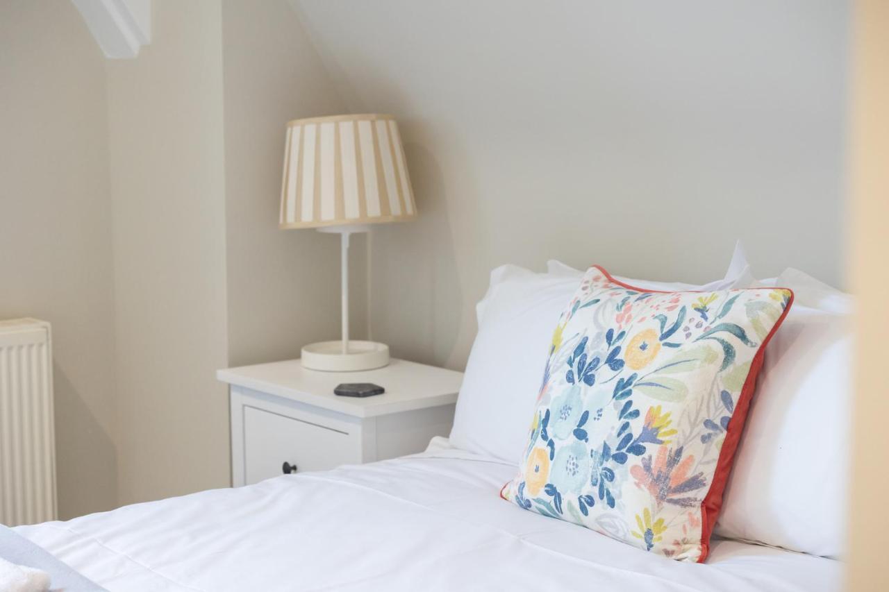 Spacious 3Br Victorian Cheltenham Loft Flat In Cotswolds - Free Parking Appartement Buitenkant foto